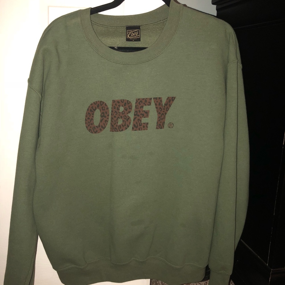 Obey sweatshirt